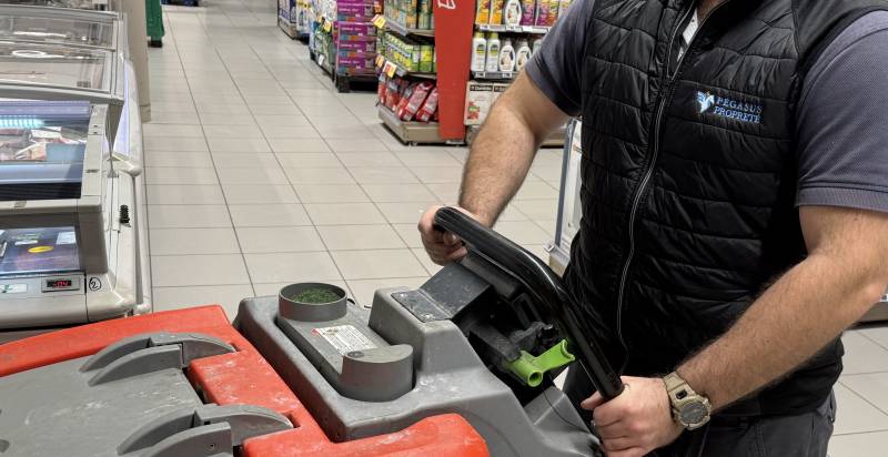 entreprise nettoyage rayons et frigos Roquebrune 83520